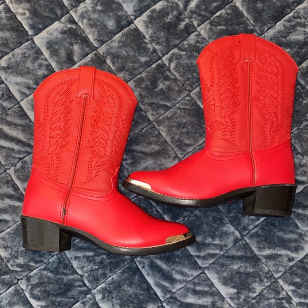 Girls cowboy boots